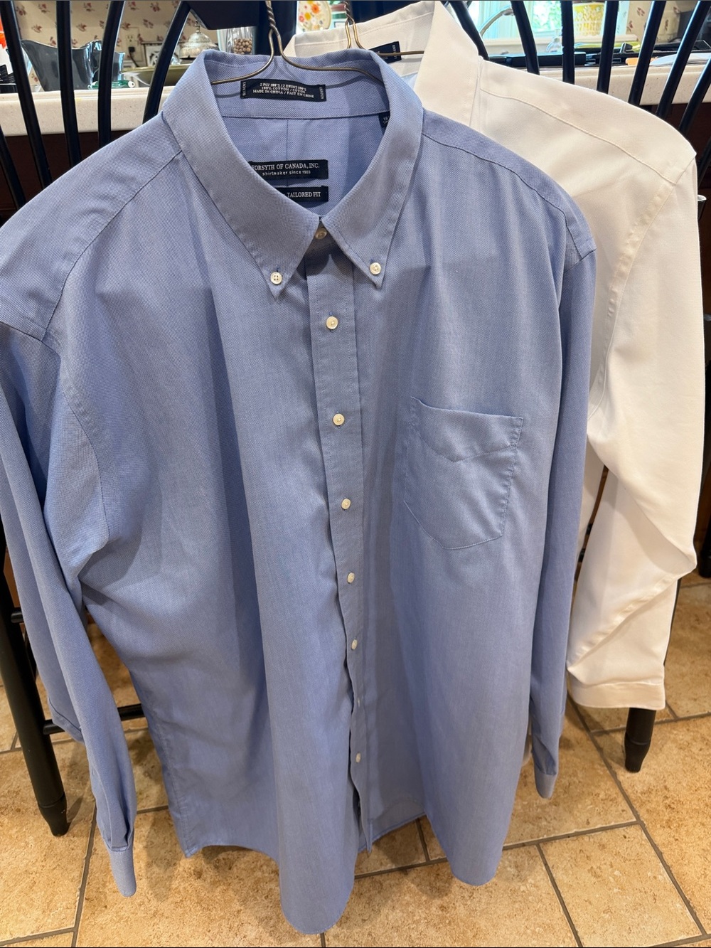 Forsythe of Canada dress shirt. Light Blue Button-Down 18.5x36/37